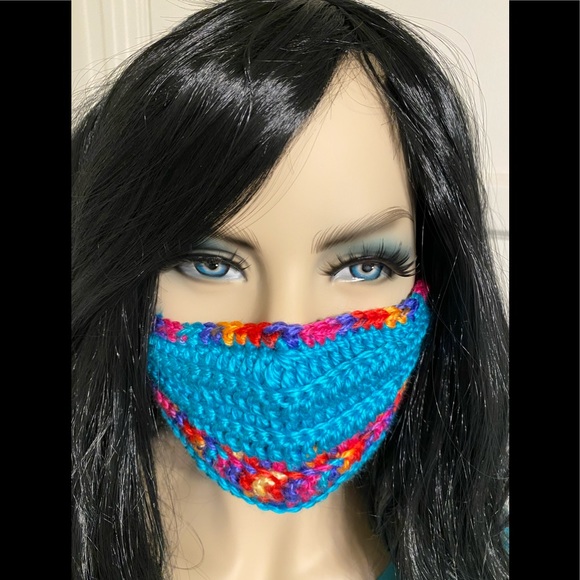 Hand-knitted Face Mask - Picture 11 of 12